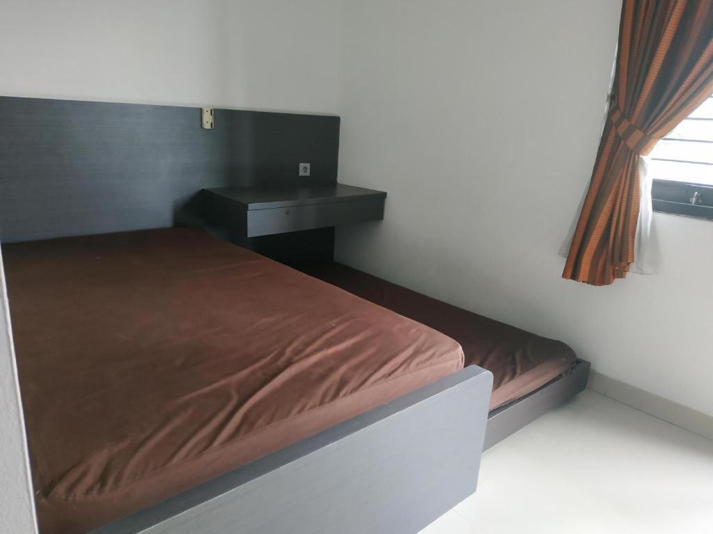 OYO 90438 Mampang 34 Residence Jakarta Bagian luar foto