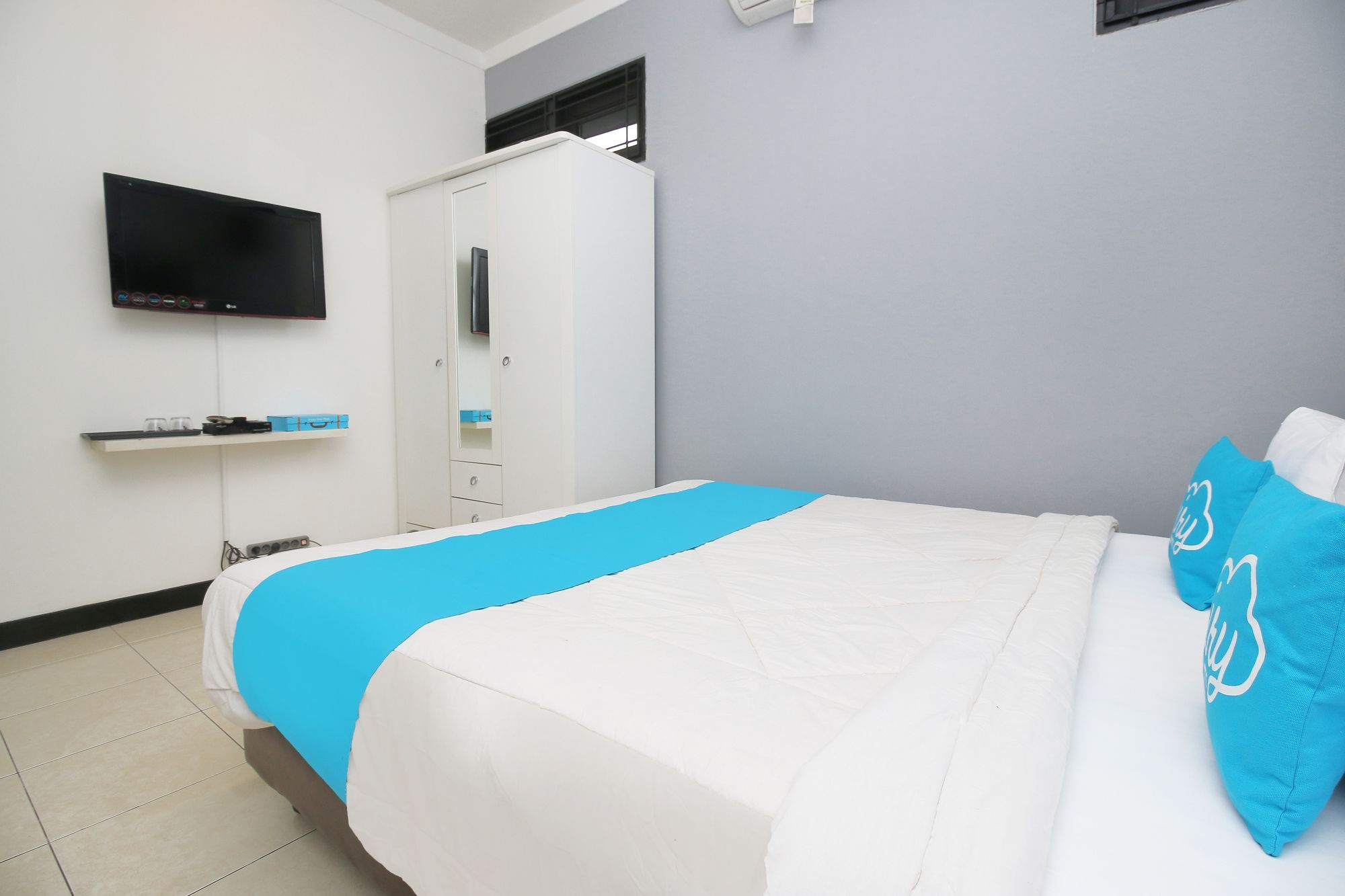 OYO 90438 Mampang 34 Residence Jakarta Bagian luar foto