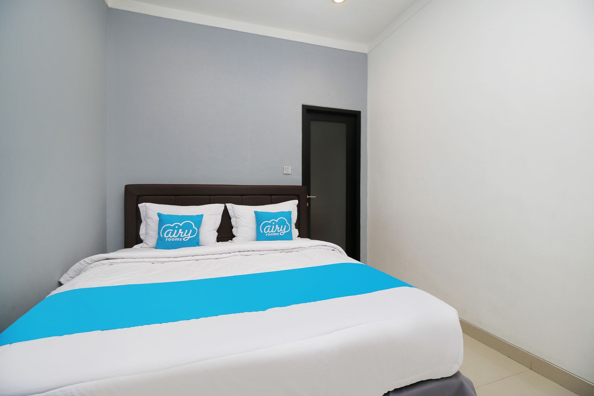 OYO 90438 Mampang 34 Residence Jakarta Bagian luar foto